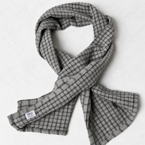 Collar Scarf Asolo – dwustronna męska apaszka z szarego muślinu w kratę