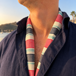Collar Scarf Salina – kolorowa pasiasta apaszka męska pod szyją