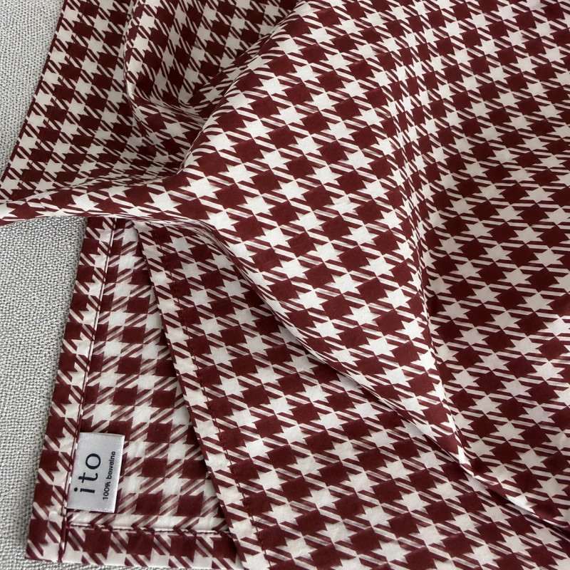 Detal Collar Scarf Erice – bordowo-brązowy wzór pepitki