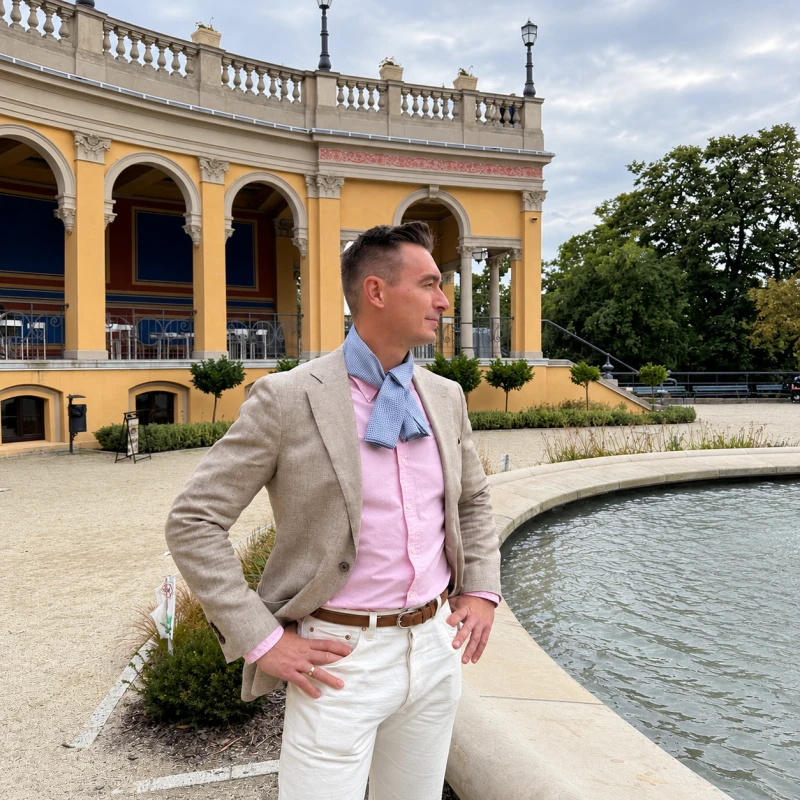 Collar Scarf Orio – elegancka geometryczna apaszka męska pod szyją